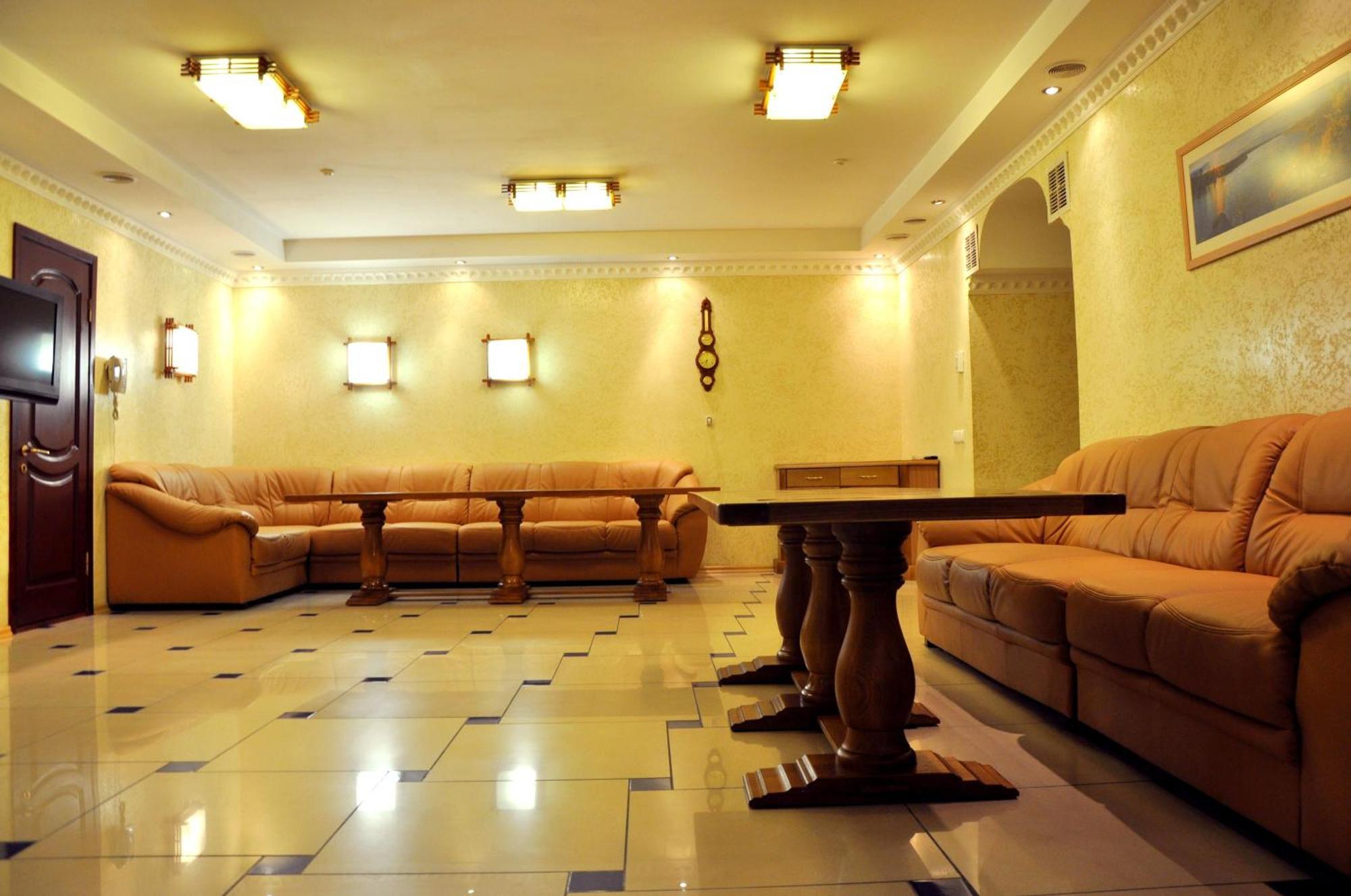Soborniy Hotel Zaporizhia Exterior photo